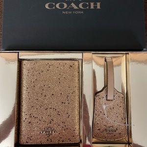 Coach travel set